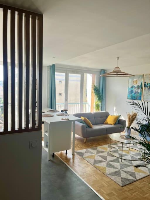 Chambre Privee Dans Un Appartement Partage Вийёрбан Экстерьер фото